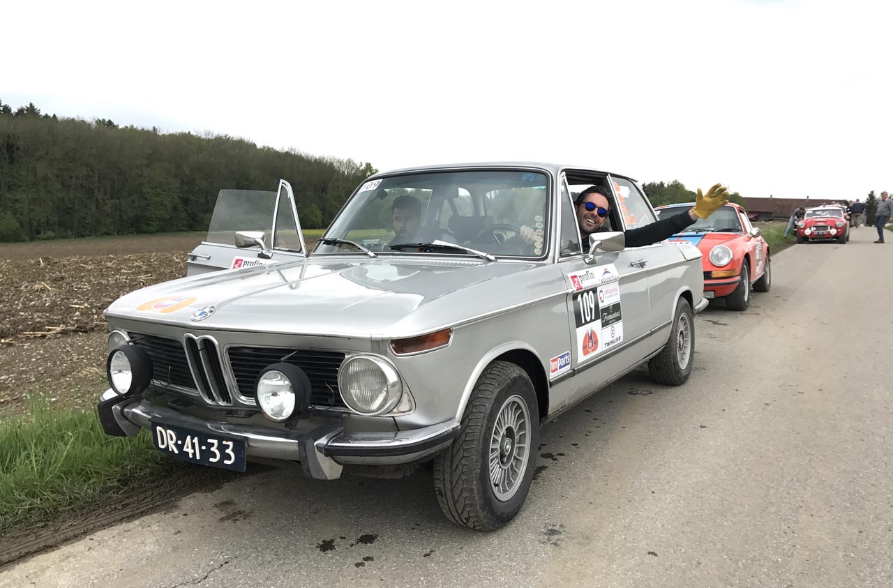 Ruben van Hattem en Quinten van Solt rijden als het AutoVandaag team de Tulpenrally en doen verslag van de eerst twee dagen.