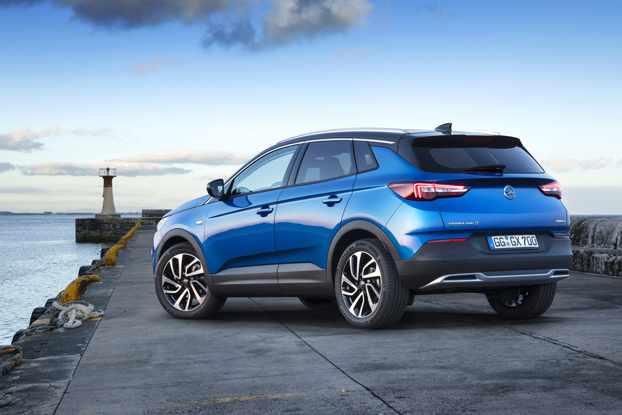 Volkswagen sloot januari af als best verkopende merk in Nederland met een forse voorsprong op de nummer twee (Opel) en drie (Renault).