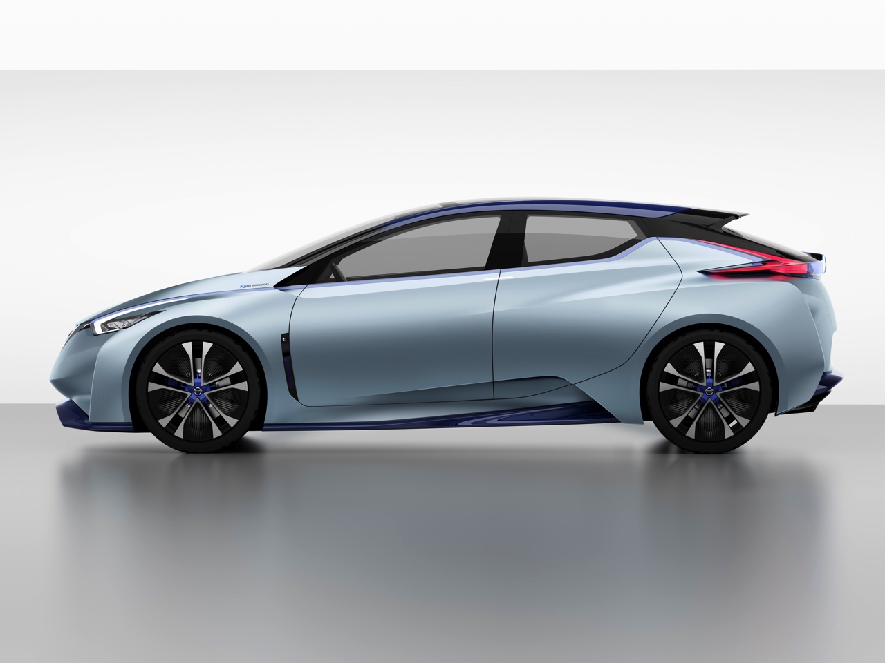 Nissan werkt naar de introductie van de zelfrijdende auto in 2020 met de Nissan IDS Concept op de Tokyo Motor Show 2015.