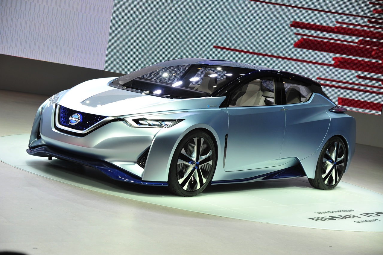 Nissan werkt naar de introductie van de zelfrijdende auto in 2020 met de Nissan IDS Concept op de Tokyo Motor Show 2015.