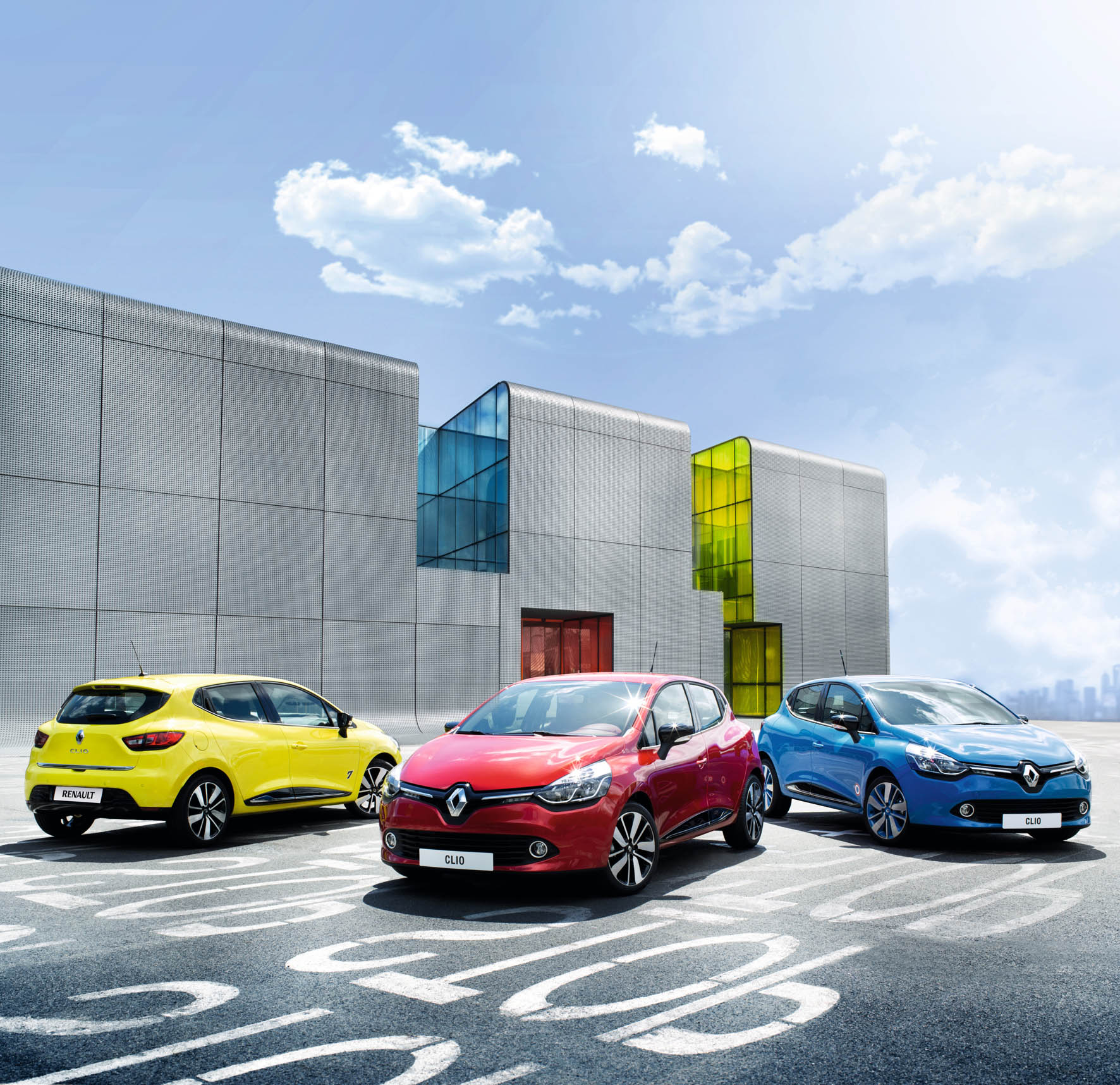 Autoverkopen 2015 in mei opnieuw gedaald. De prognose voor heel 2015 ligt nog altijd op 390.000 tot 410.000 nieuw verkochte auto's.