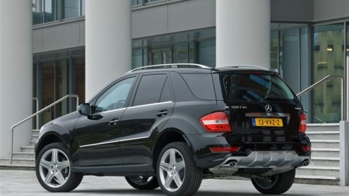 Niet al te duur een Mercedes-Benz voor de zaak rijden. Dat kan met de ruime B-Klasse, die nu op grijs kenteken leverbaar is. De B-Klasse VAN is er ook in BlueEFFICIENCY-uitvoering met groen energielab