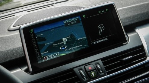 Autotest BMW 2 Serie Active Tourer met de 218d dieselmotor uitvoering en 20% bijtelling. De eerste MPV met voorwielaandrijving als BMW