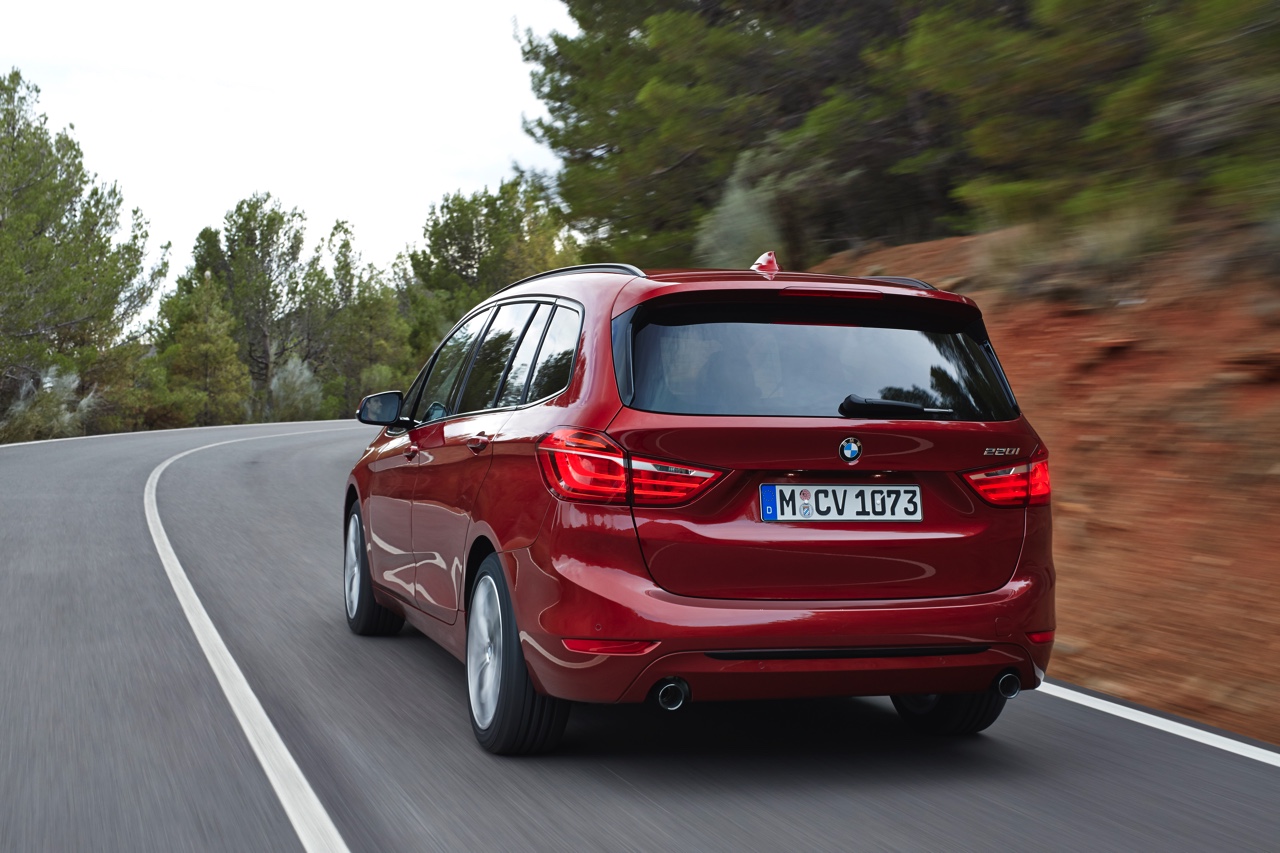 BMW maakt de prijzen van de 2 Serie Gran Tourer bekend en zet de vijf- en zevenzits MPV vanaf 6 juni in de Nederlandse showrooms. De 214d en 216d scoren 20% bijtelling.