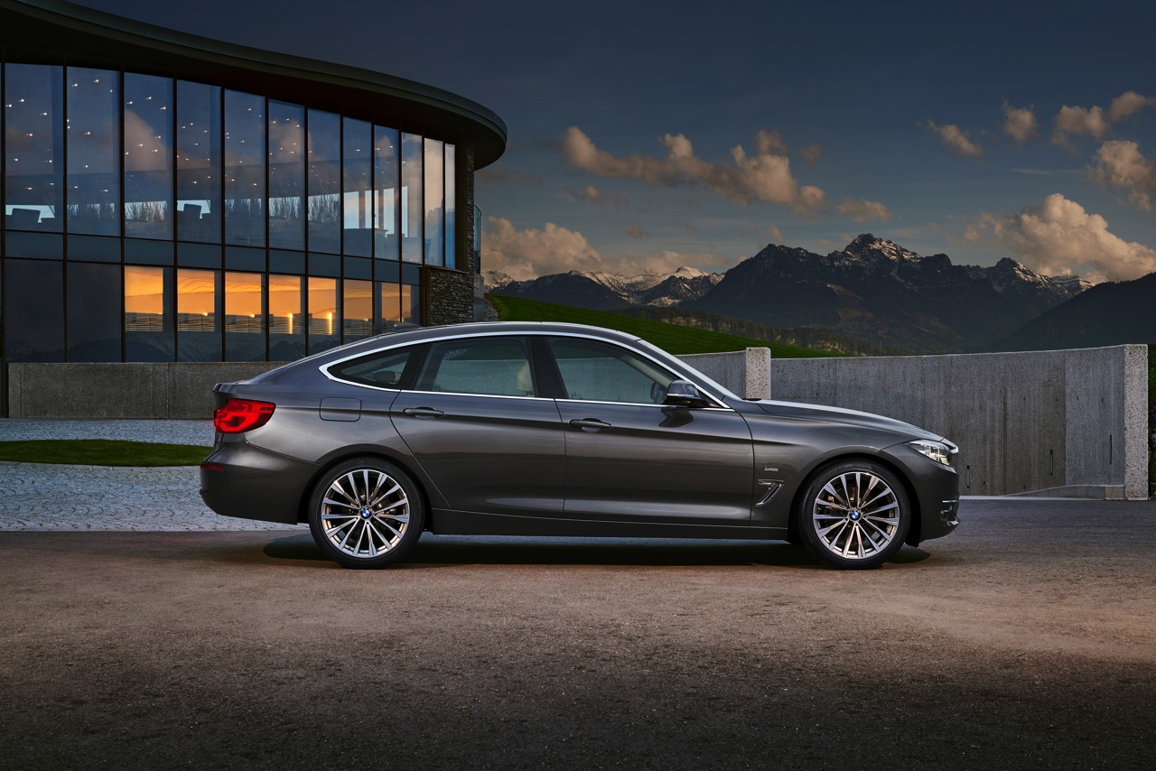 Geen facelift maar update in 2016 voor BMW 3 Serie Gran Turismo met nieuwe motoren, nieuwe BMW Professional navigatie en standaard LED-verlichting.