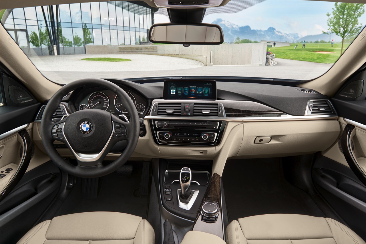 Geen facelift maar update in 2016 voor BMW 3 Serie Gran Turismo met nieuwe motoren, nieuwe BMW Professional navigatie en standaard LED-verlichting.