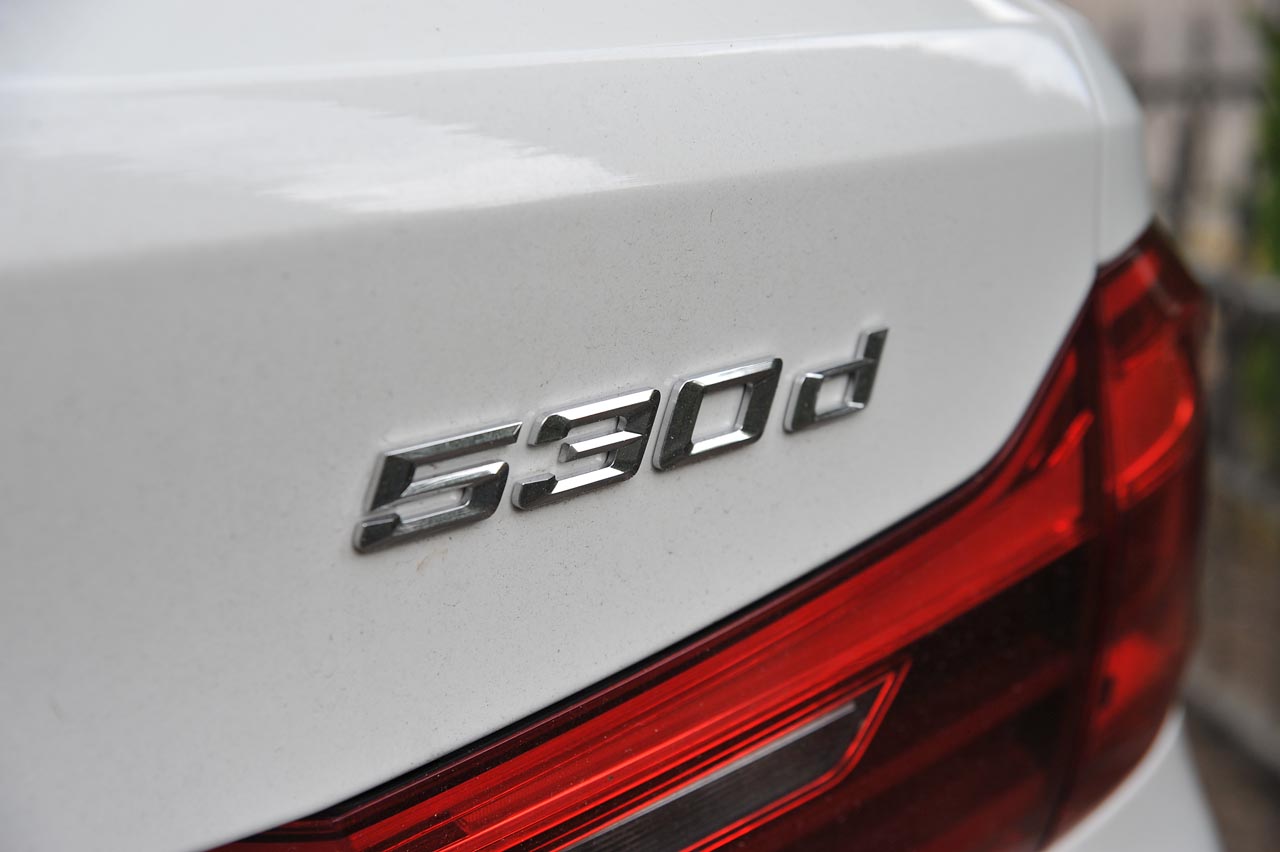 BMW lanceert kort na de sedan ook de Touring van de nieuwe 5-serie. De zescilinder diesel 530d weet volledig te overtuigen.