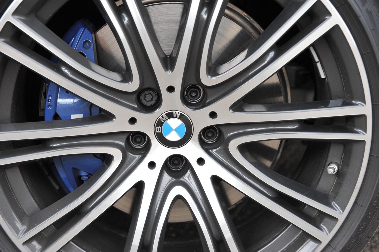 BMW lanceert kort na de sedan ook de Touring van de nieuwe 5-serie. De zescilinder diesel 530d weet volledig te overtuigen.