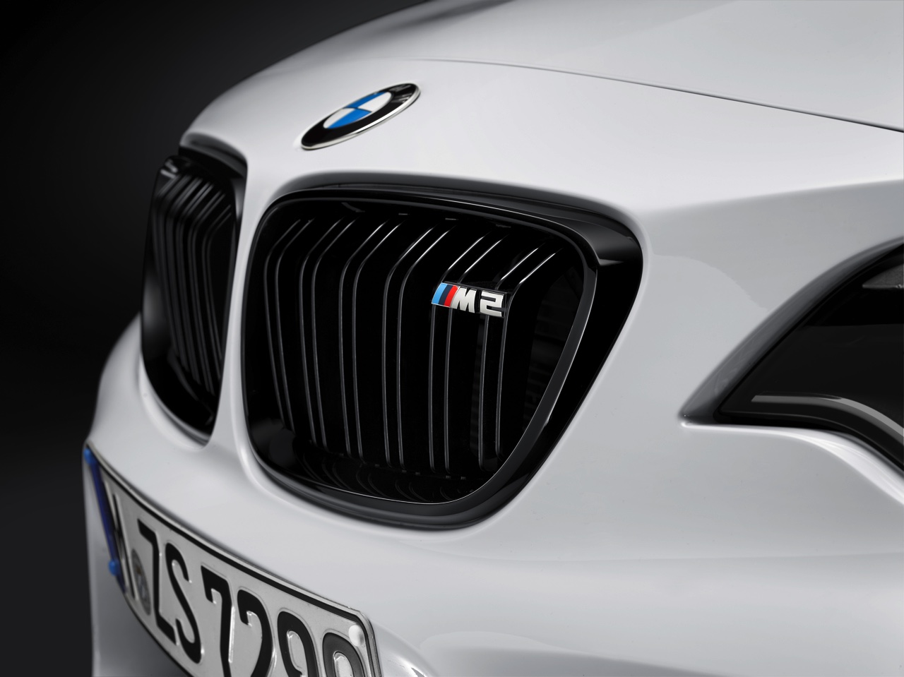 BMW brengt de M2 Coup verder op smaak met deze BMW M Performance Parts.