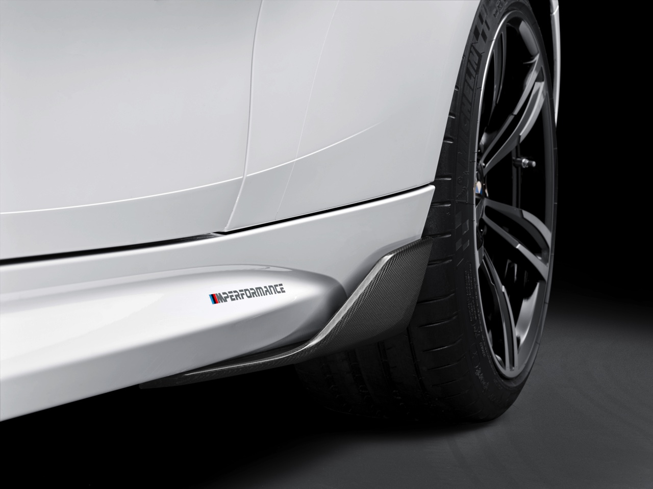 BMW brengt de M2 Coup verder op smaak met deze BMW M Performance Parts.