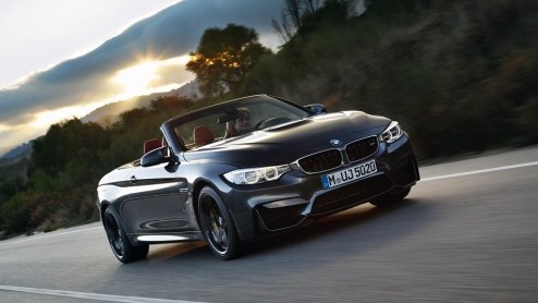 BMW M4 Cabriolet vanaf 116.225 euro in de prijslijst. Leverbaar vanaf 6 september bij de dealer.