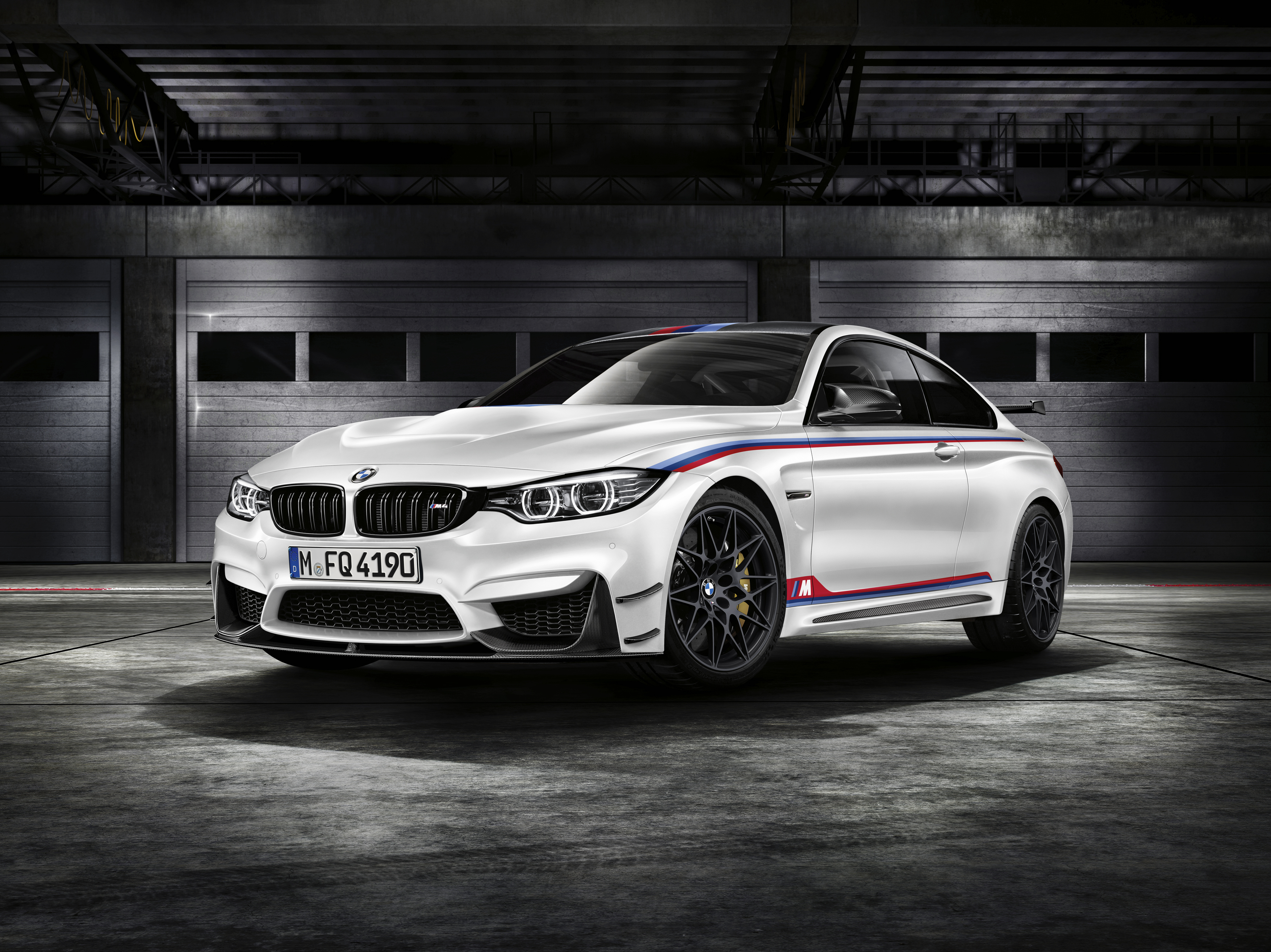 Ter gelegenheid van de kampioensoverwinning van Marco Wittmann in het DTM-kampioenshap van dit jaar, komt BMW met een DTM Champion Edition van de M4.