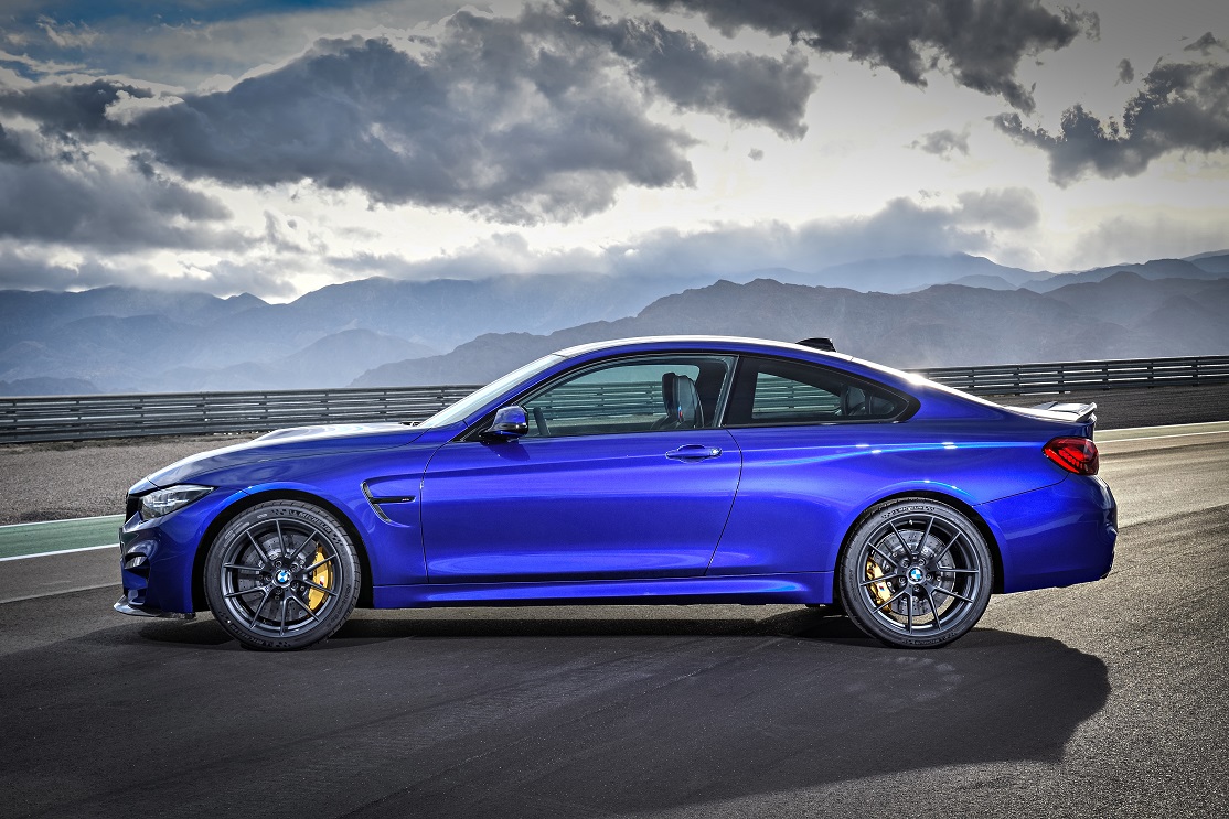 BMW presenteert een extra sportieve en exclusieve uitvoering voor de M4: de CS. De uitvoering vormt een middenweg tussen de andere M4 en M4 GTS en wordt in een beperkte oplage gebouwd.