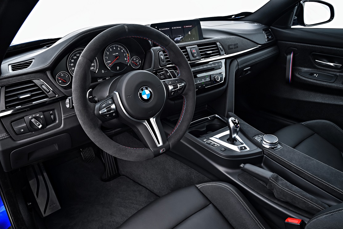 BMW presenteert een extra sportieve en exclusieve uitvoering voor de M4: de CS. De uitvoering vormt een middenweg tussen de andere M4 en M4 GTS en wordt in een beperkte oplage gebouwd.