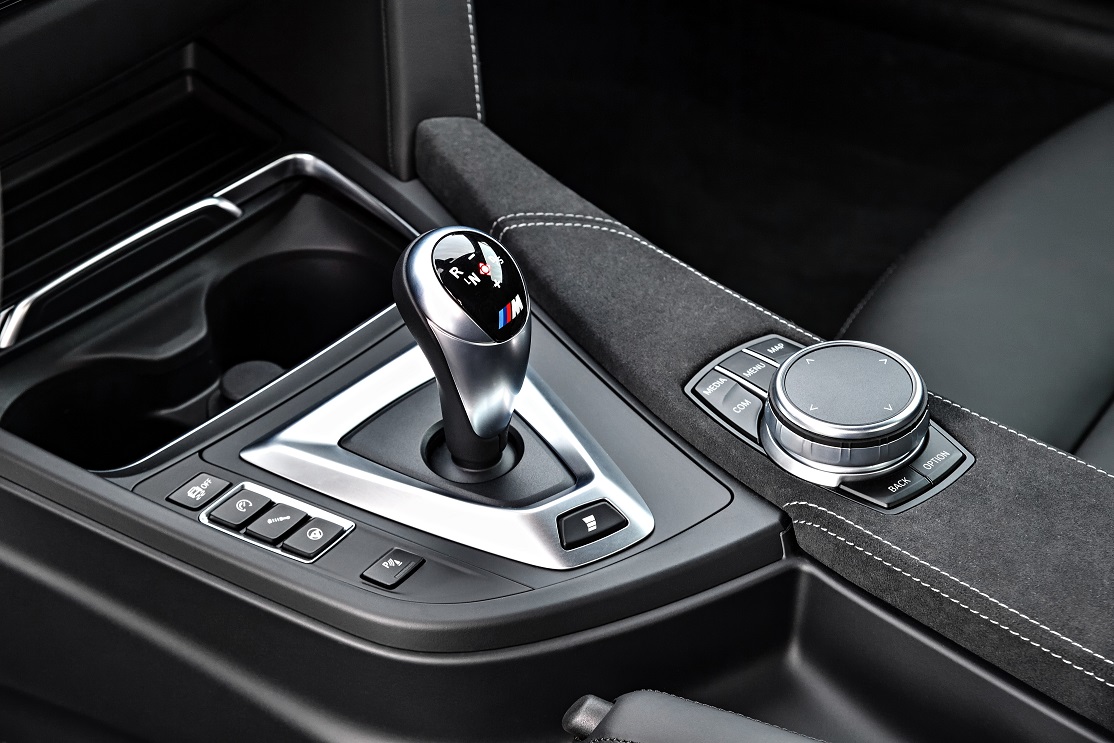 BMW presenteert een extra sportieve en exclusieve uitvoering voor de M4: de CS. De uitvoering vormt een middenweg tussen de andere M4 en M4 GTS en wordt in een beperkte oplage gebouwd.