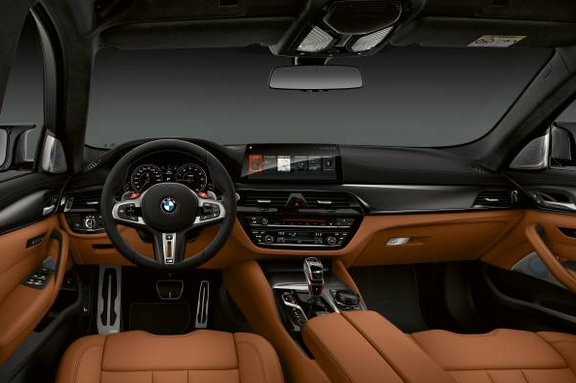 BMW M5 Competition met 625 pk