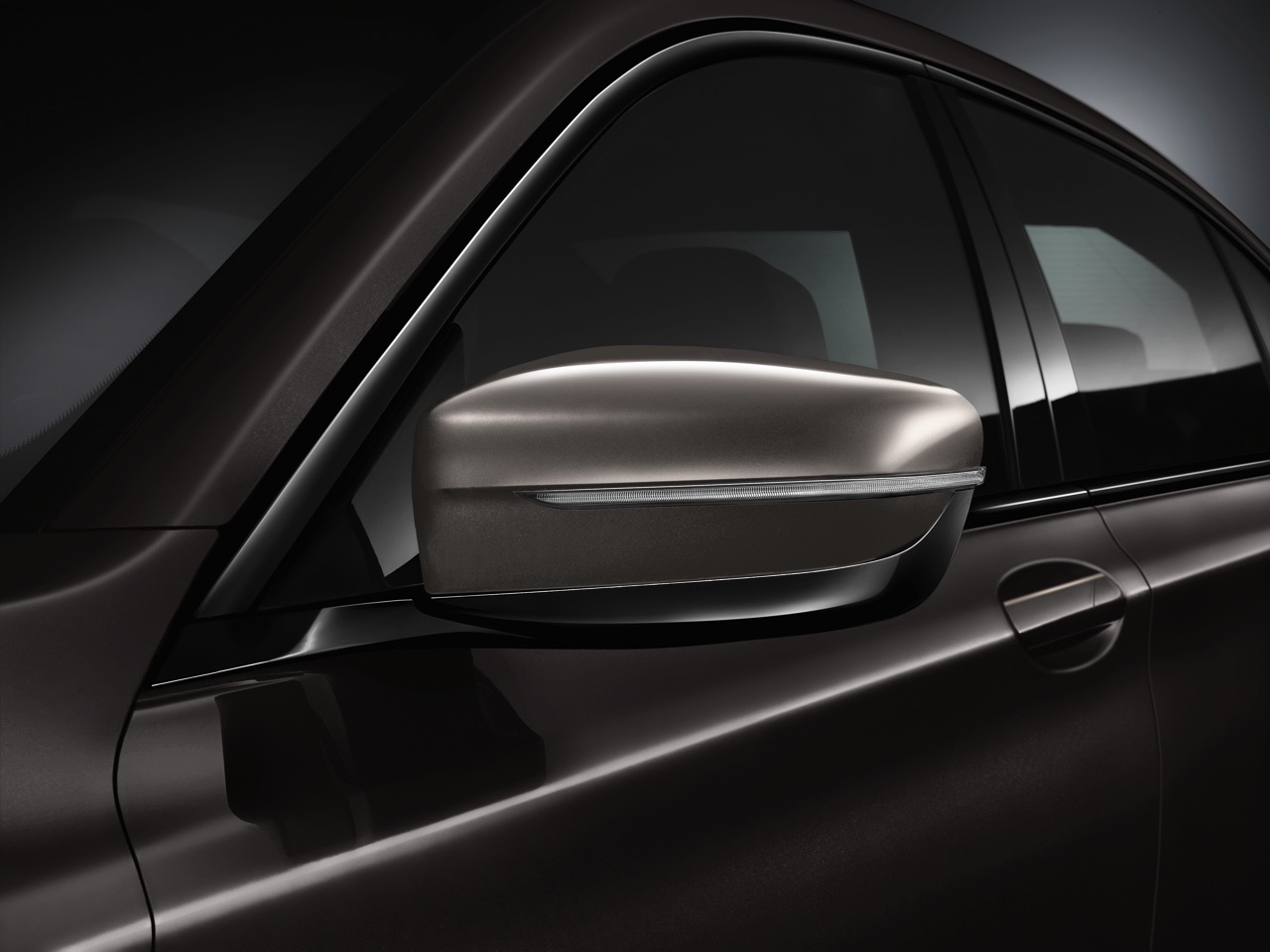 BMW 7 Serie aan de top met M760Li xDrive, dankzij 600 pk uit de 6.6 liter V12.