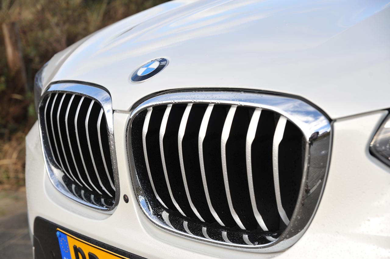 BMW levert de derde generatie X3 die op het gebied van verfijning en voorzieningen weer een flinke stap voorwaarts zet.
