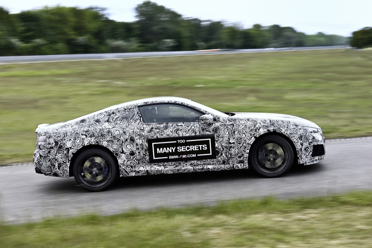De nieuwe BMW 8-serie maakt zijn circuitdebuut op Daytona in januari.