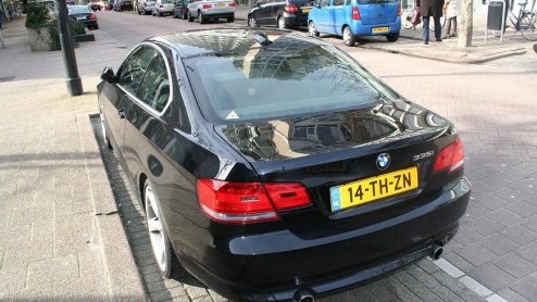 Op deze zonnige vrijdagmiddag heb ik mijn camera ter hand genomen om te kijken wat er zoal in het pittoreske Rotterdam te vinden is op straat. In het uur dat ik door de straten heen wandelde kwam ik o