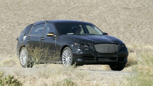 De drukte rondom nieuwe modellen bij BMW blijft nog wel even doorgaan. Vandaag werd de op de volgende BMW 5-serie gebaseerde BMW PAS opnieuw gesignaleerd. Hij zal door het leven gaan als 5-serie GT en