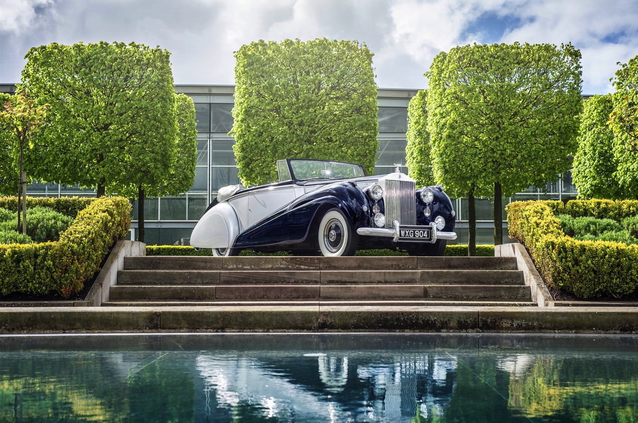 Rolls-Royce Dawn komt begin 2016 op de markt als Wraith Drophead Convertible.