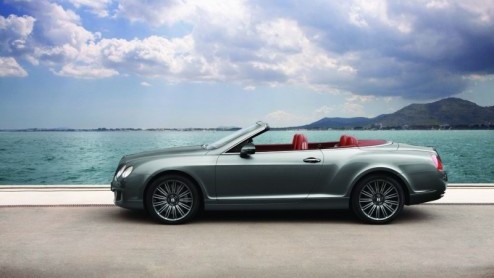 Bentley is weer een model rijker, en wel de Continental GTC Speed. Deze gracieuze Brit met nog meer pit profiteert meteen van de facelift die het merk bij de andere modellen heeft doorgevoerd.
