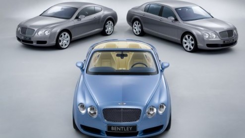 Bentley introduceert op de autoshow van New York een logische uitbreiding van de Continental familie. De GTC is de cabrio op basis van de GT, en wat een plaatje is het.
