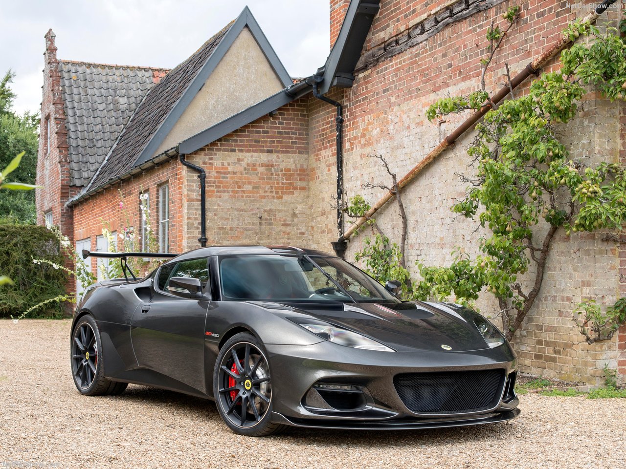 Lotus brengt met de Evore GT430 de krachtigste productieauto die het merk ooit heeft gebouwd.