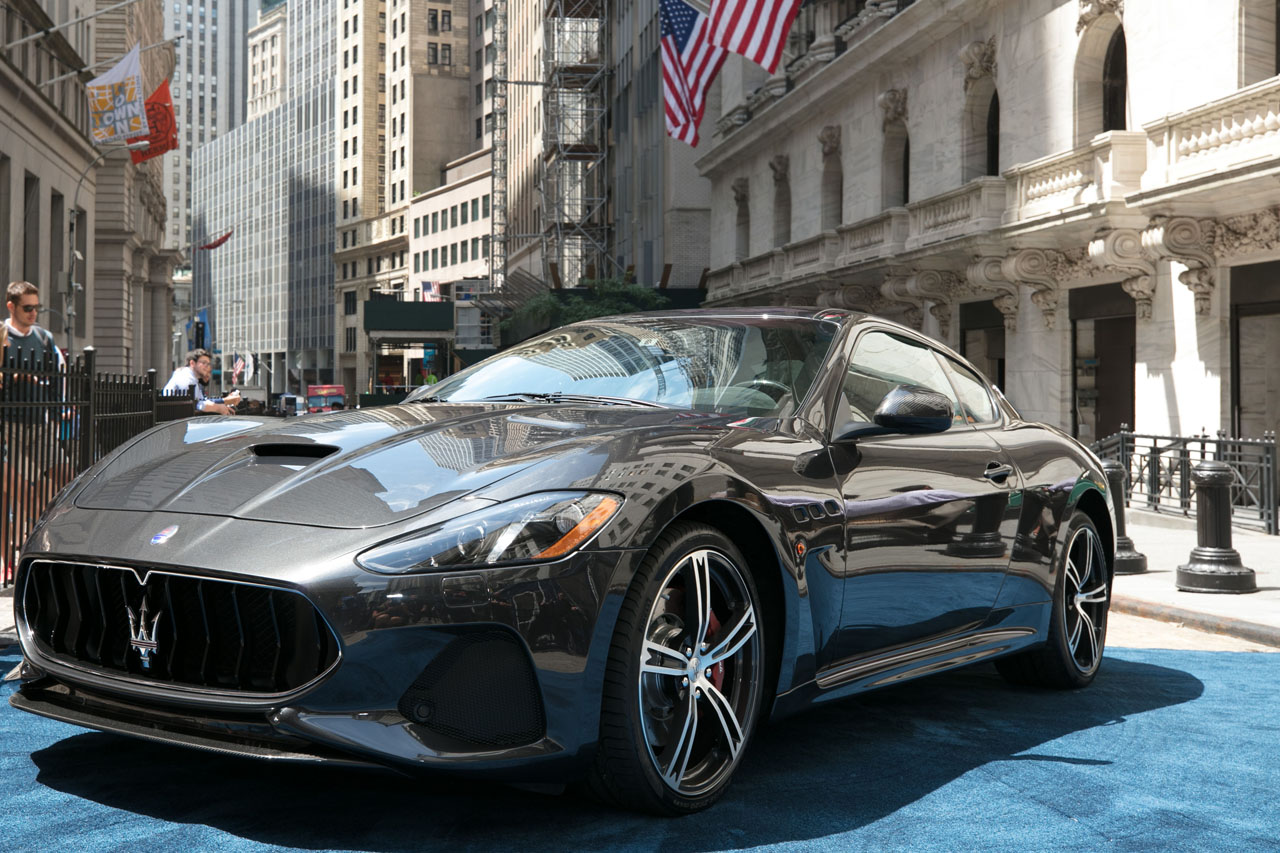 Maserati voert een bescheiden facelift door op de GranTurismo.