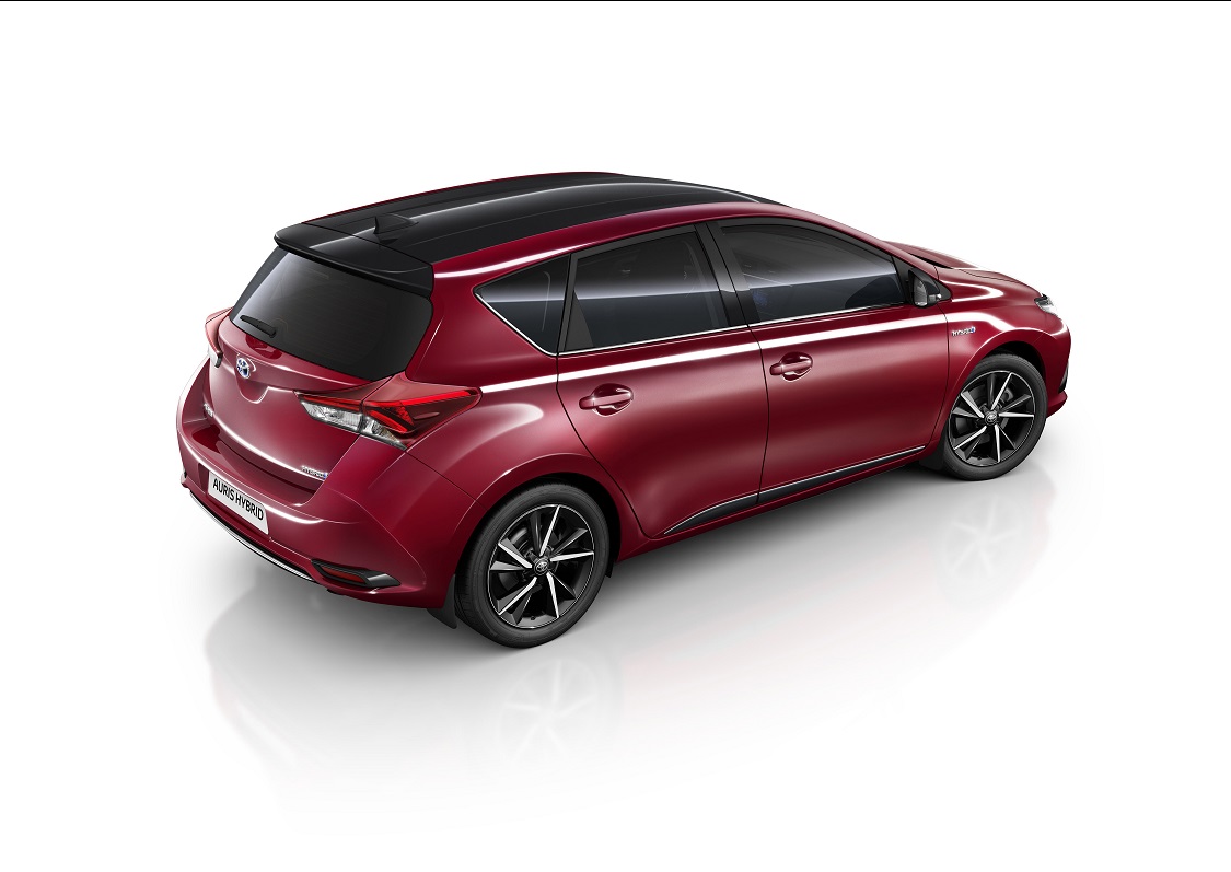 Toyota levert de Auris nu ook als Black Edition. Toch is zwart n van de carrosseriekleuren die niet leverbaar zijn voor de speciale uitvoering.