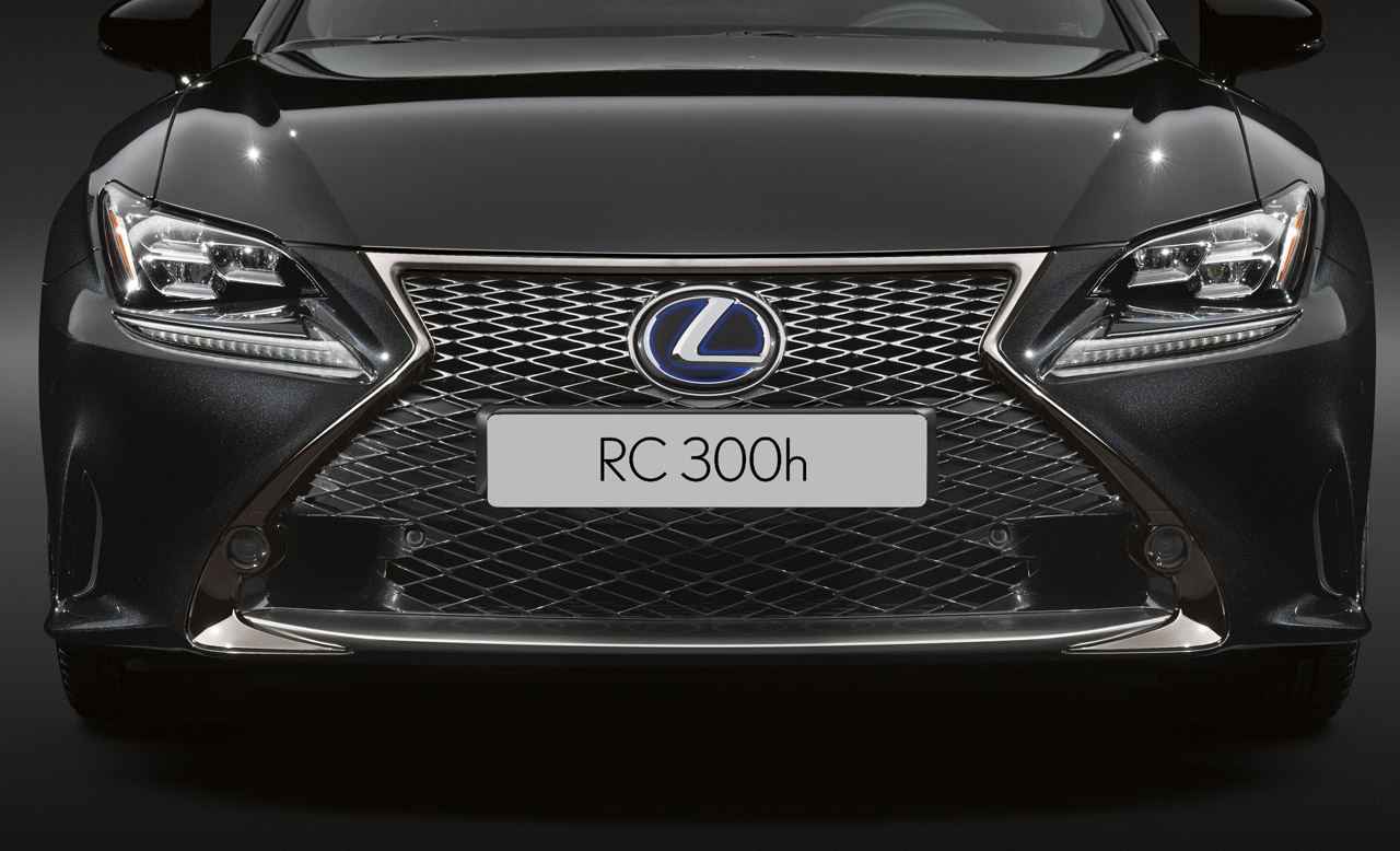 Lexus brengt een Black Edition van de LC 300h