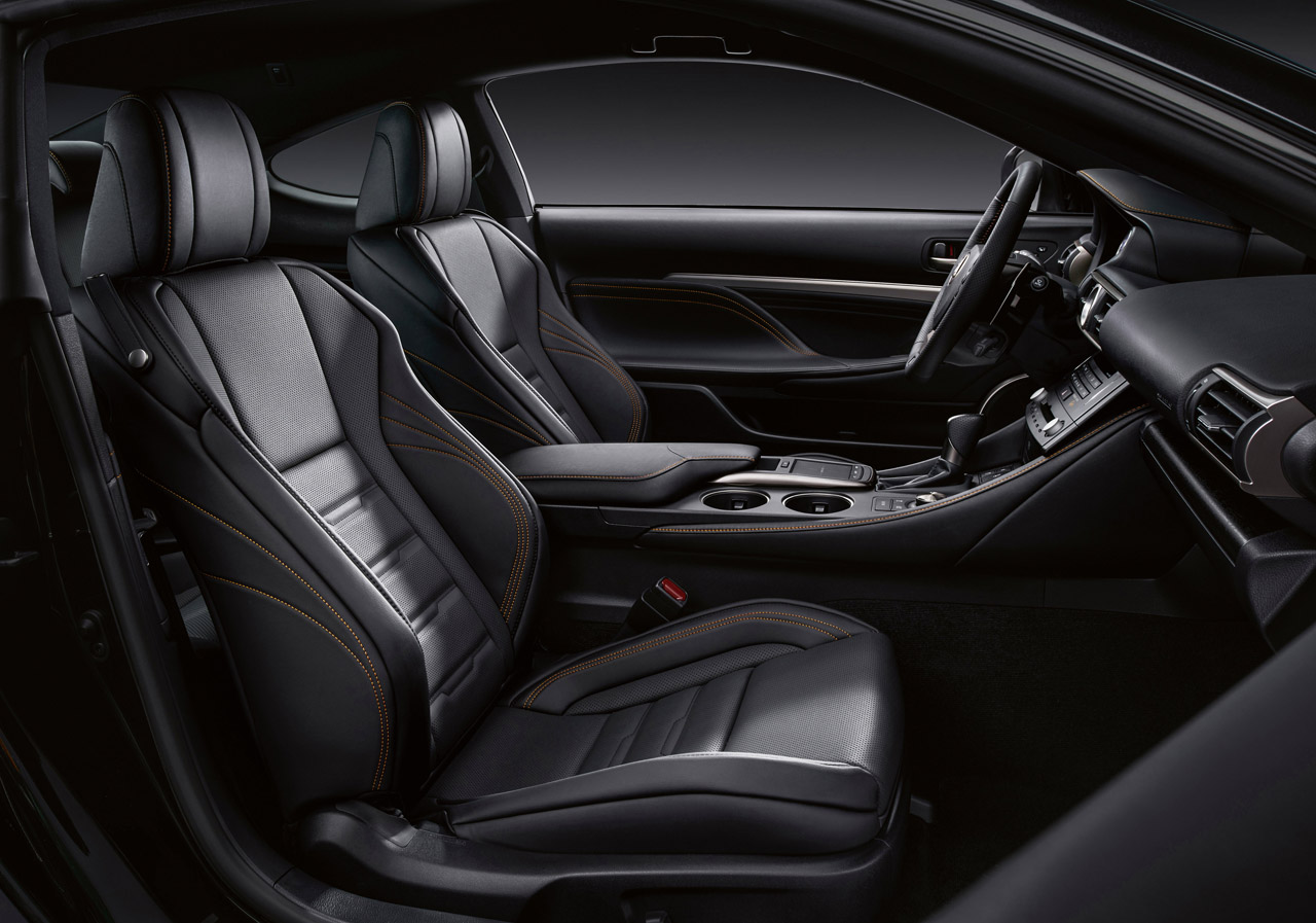 Lexus brengt een Black Edition van de LC 300h