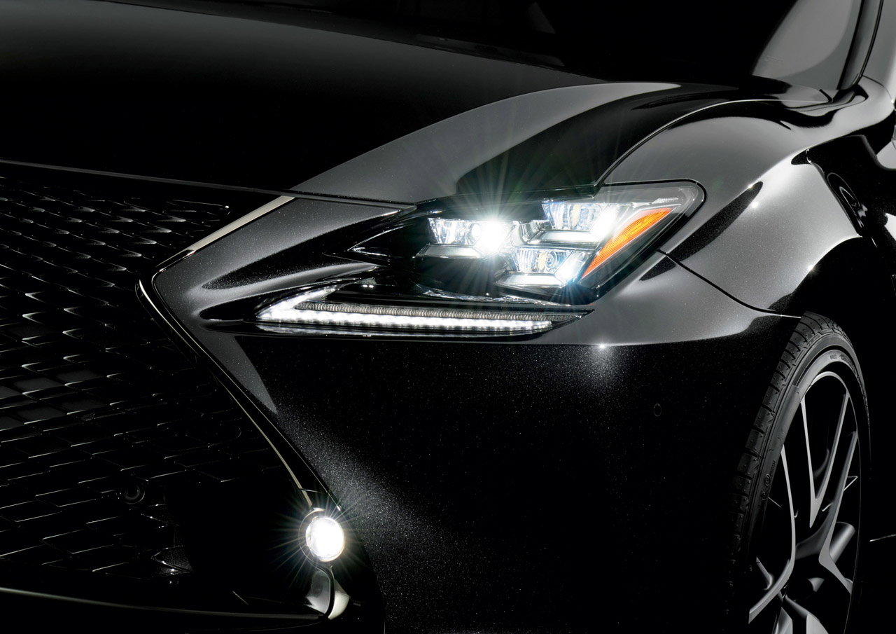 Lexus brengt een Black Edition van de LC 300h