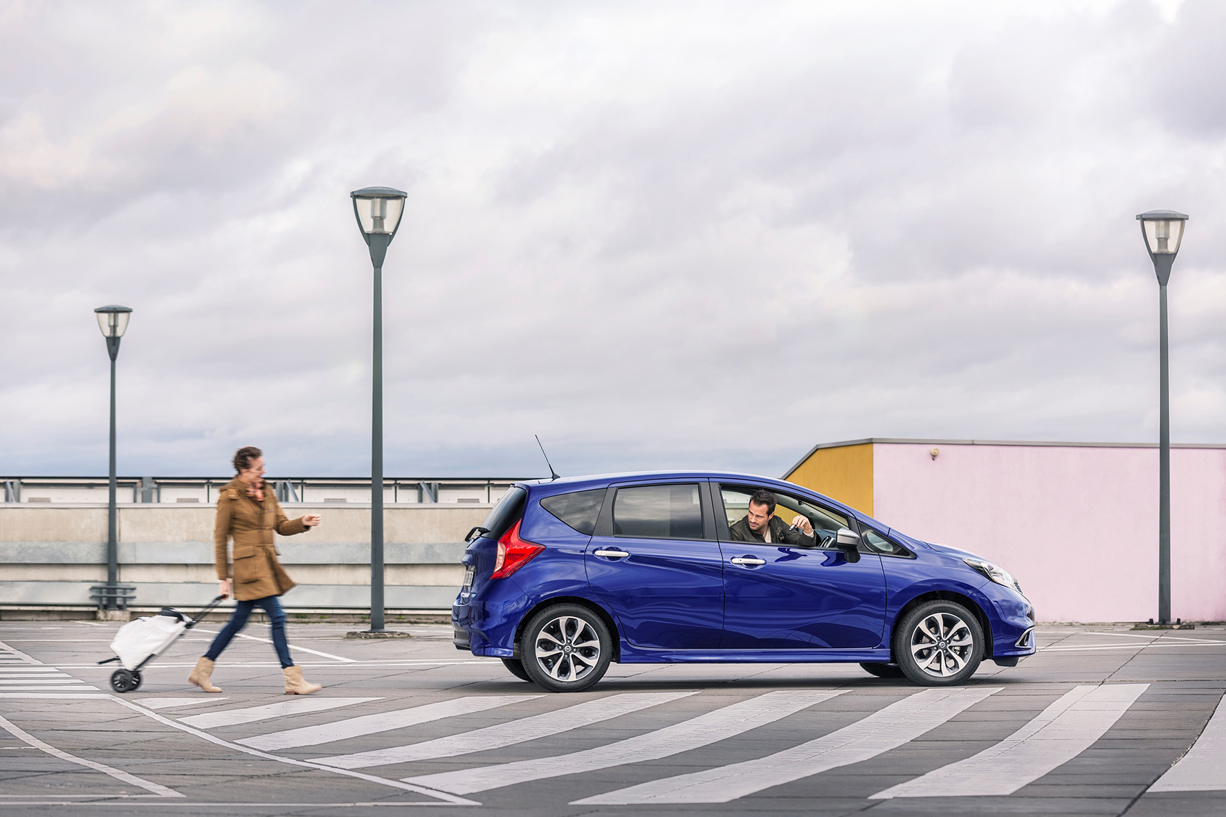 Met de Nissan Note N-TEC combineert Nissan sportieve looks met veel (veiligheids)uitrusting in combinatie met de 1.2 of 1.2 DIG-S motor op benzine.