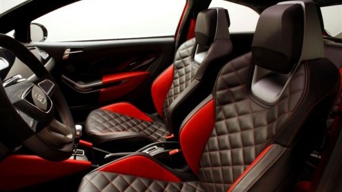 Tijdens de Autosalon van Genve onthult Seat de SportCoup Bocanegra, een prototype dat van voor tot achter wordt gekenmerkt door karakter en sportiviteit. Het prototype is een voorbode voor de te v
