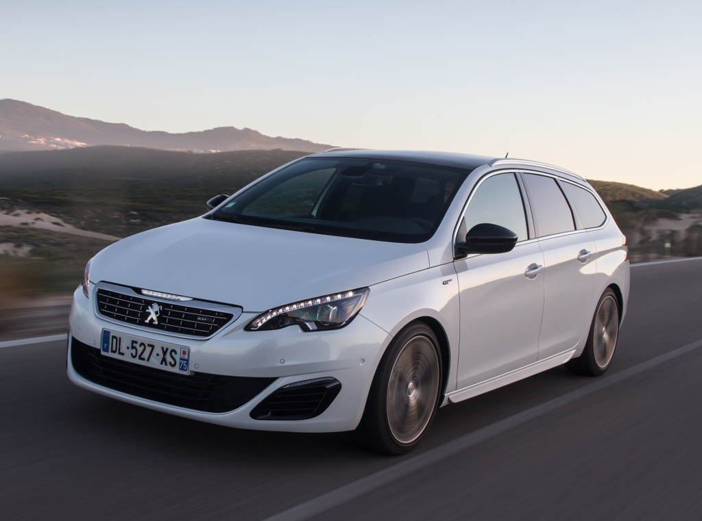 Ook weer 14% bijtelling voor Peugeot 308 SW in 2015 dankzij verlaagde CO2-uitstoot van de Blue Lease Pack uitvoeringen.