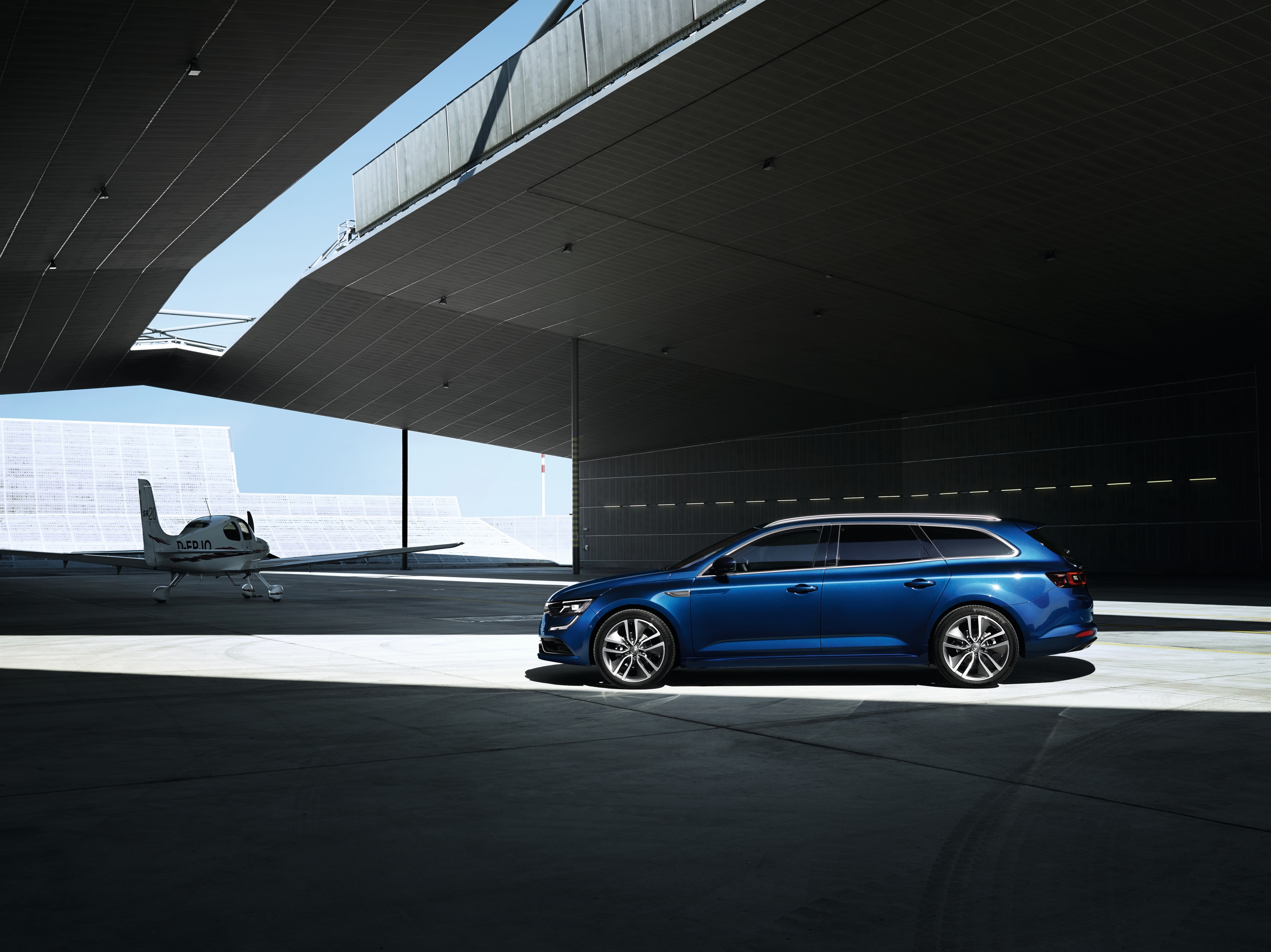 De opvolger van de Renault Laguna is de Talisman en die komt natuurijk ook als stationwagon. Maak op de IAA kennis met de Talisman Estate.
