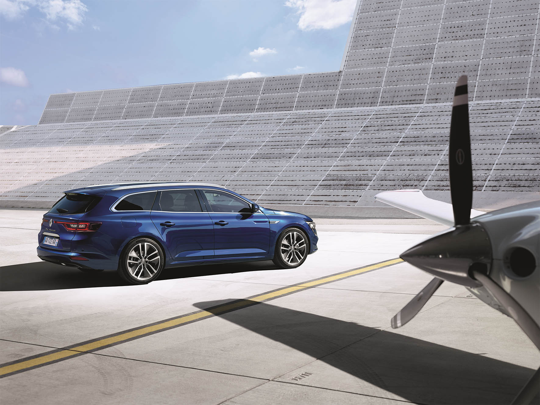 De opvolger van de Renault Laguna is de Talisman en die komt natuurijk ook als stationwagon. Maak op de IAA kennis met de Talisman Estate.