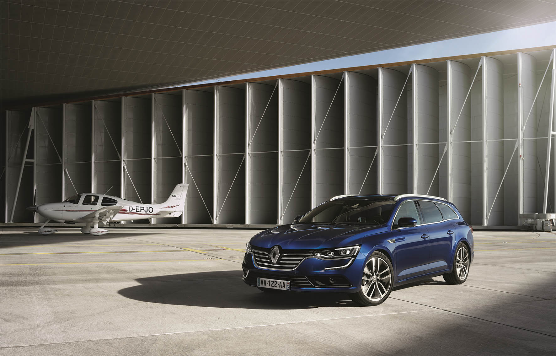 De opvolger van de Renault Laguna is de Talisman en die komt natuurijk ook als stationwagon. Maak op de IAA kennis met de Talisman Estate.