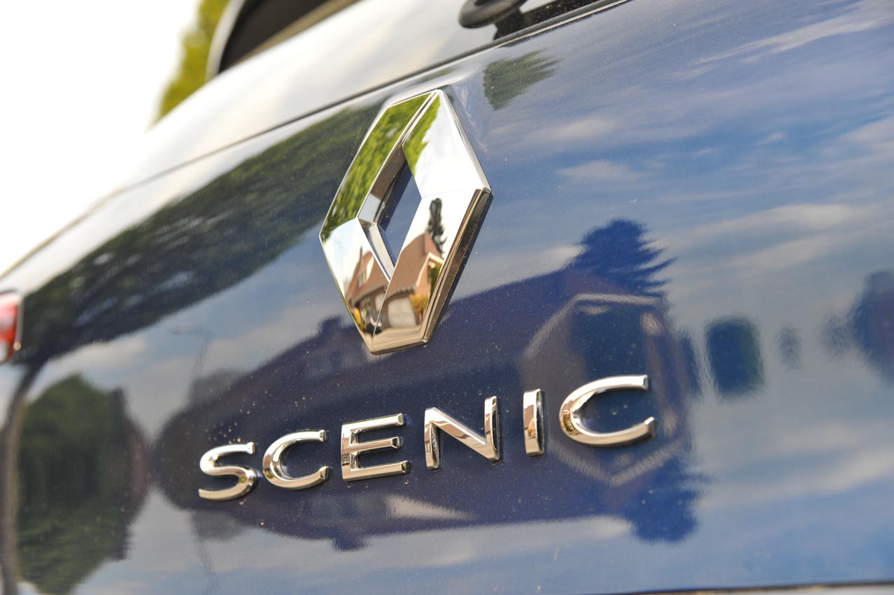 Renault levert drie nieuwe benzinemotoren in de Scnic, nu ook met automaat.