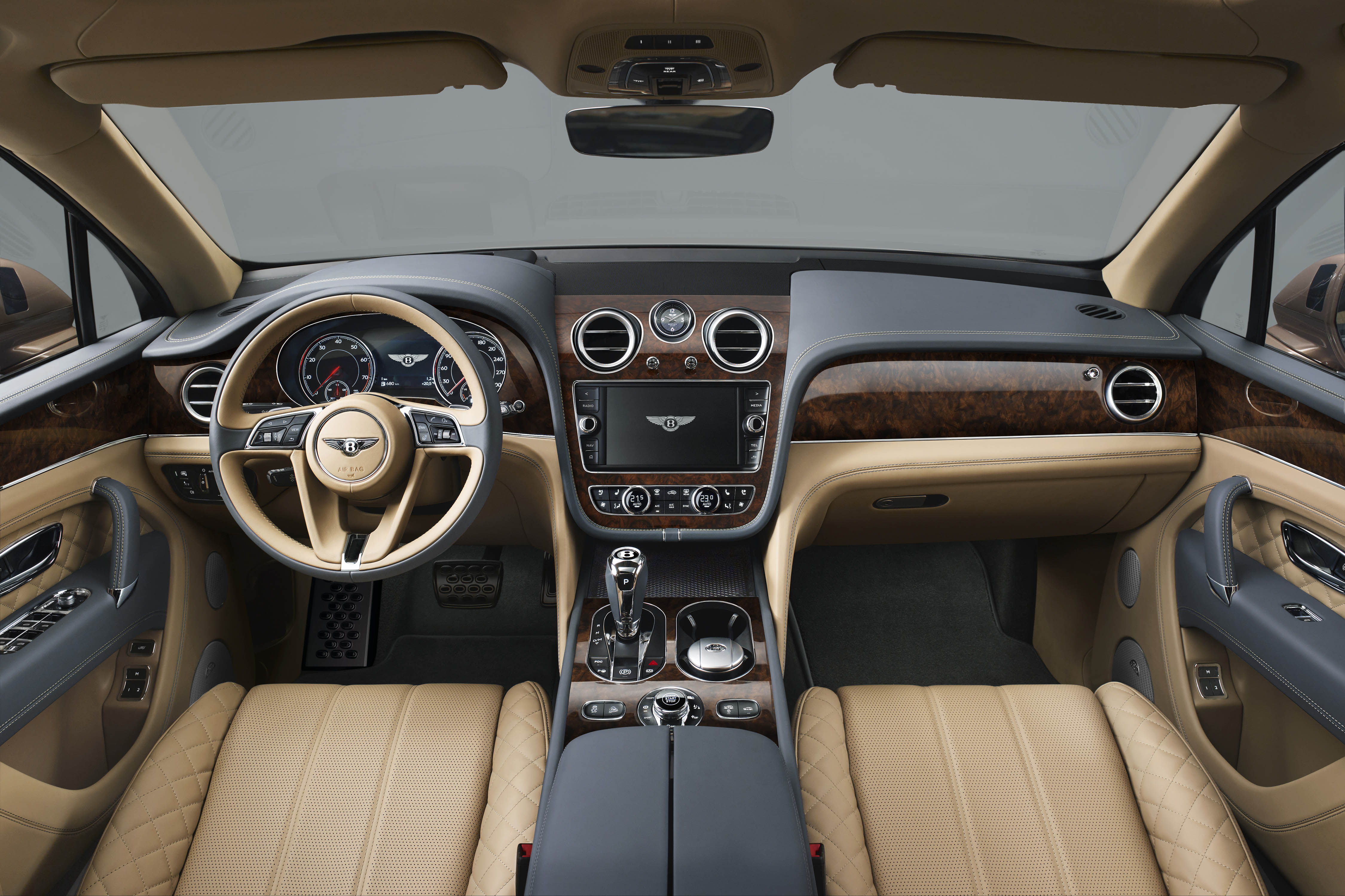 Bentley Bentayga diesel met 4.0 TDI V8, voorzien van elektrische turbo. De superdiesel wordt ook gelepeld in de Audi SQ7.