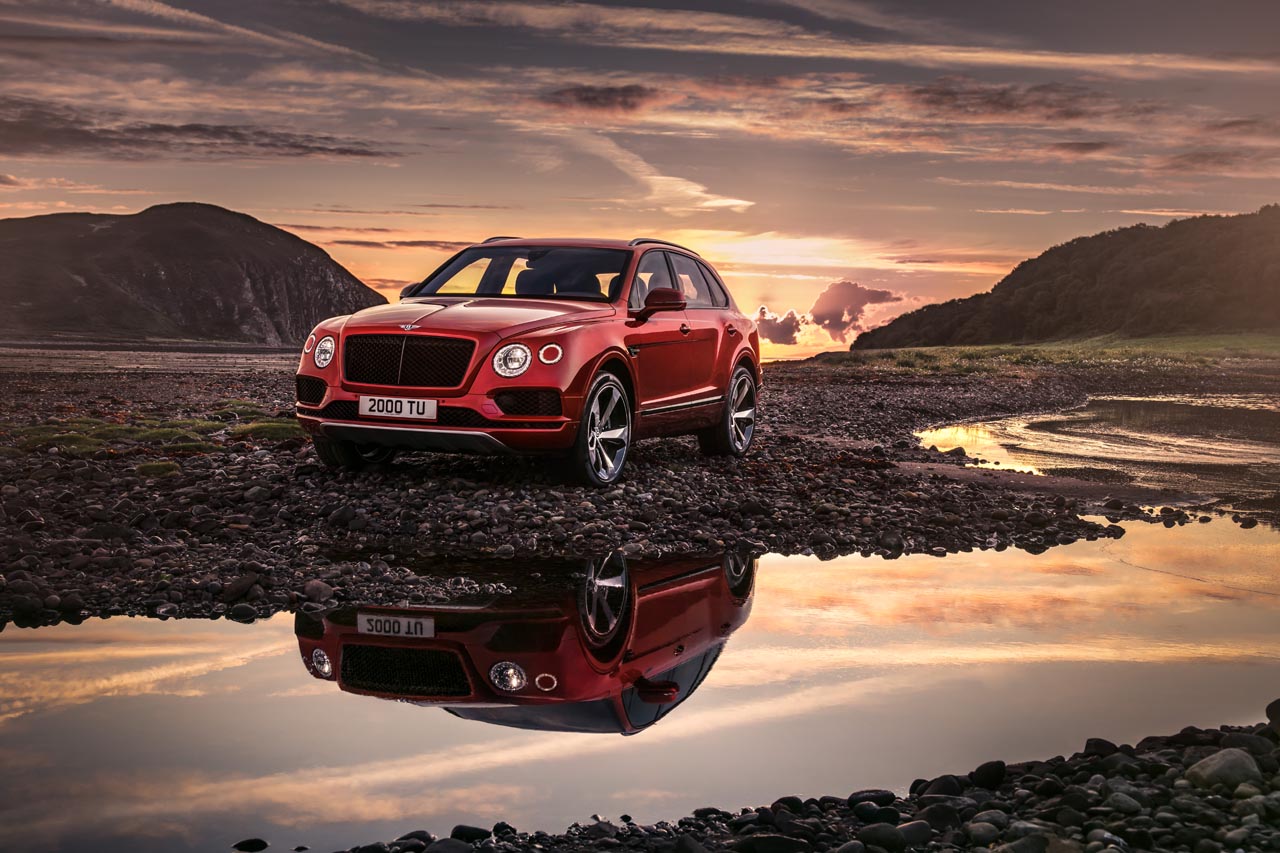 Bentley brengt een 4 liter V8 biturbo in de Bentayga.
