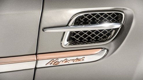Op de Beijing Motor Show later deze maand presenteert Bentley de Hybrid Concept. De plug-in hybride lijkt een reguliere Mulsanne,maar heeft van binnen heuse plug-in techniek aan boord.