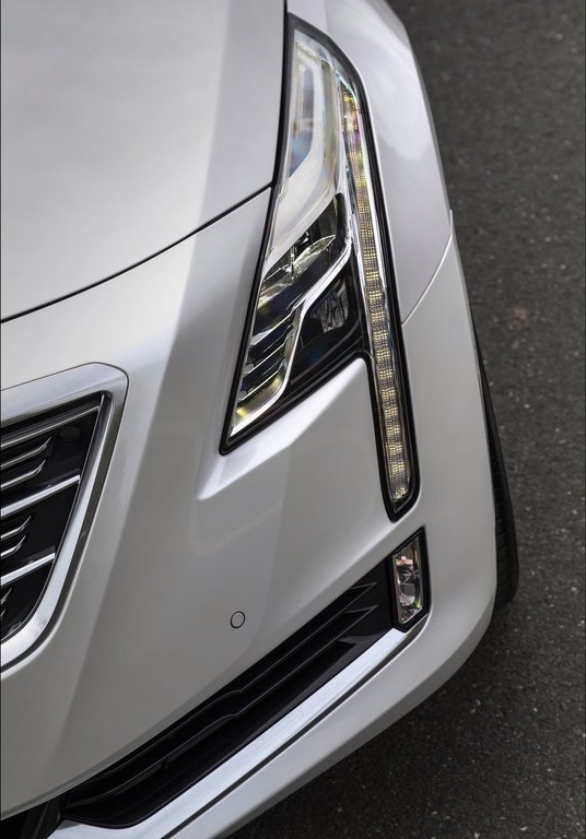 Het segment van de toplimos wordt vooral gedomineerd door de grote Duitse merken, maar vergeet ook Cadillac niet. Dat biedt de CT6 aan. Hoe die auto bevalt zocht AutoVandaag uit tijdens een rijtest.