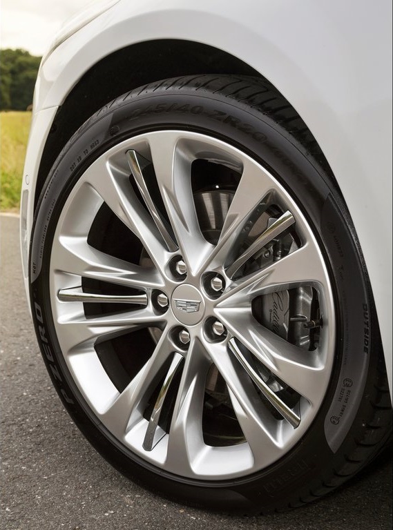 Het segment van de toplimos wordt vooral gedomineerd door de grote Duitse merken, maar vergeet ook Cadillac niet. Dat biedt de CT6 aan. Hoe die auto bevalt zocht AutoVandaag uit tijdens een rijtest.