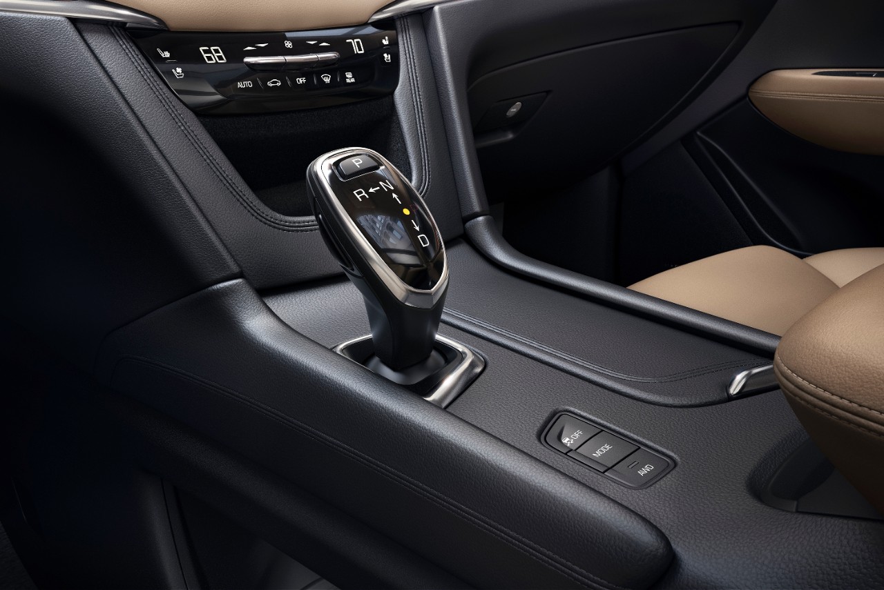 De Cadillac XT5 neemt het voortouw van een nieuwe SUV-generatie bij Cadillac. De XT5 volgt de SRX SUV op en komt in 2016 naar Europa.