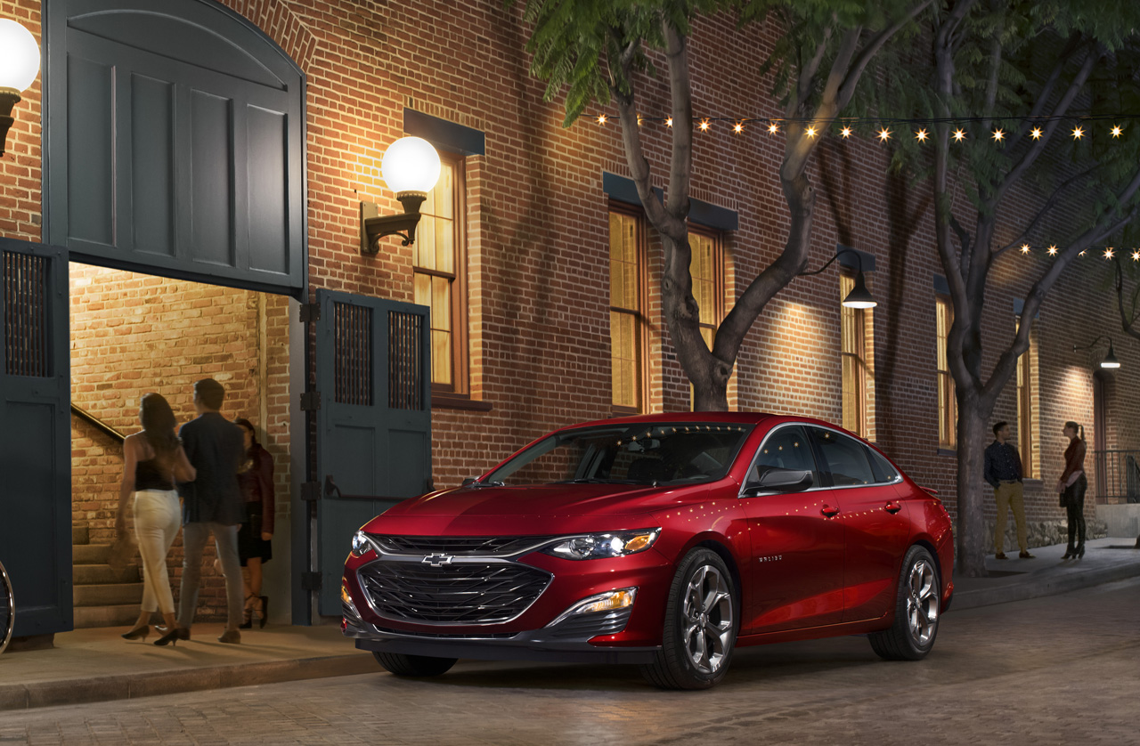 Chevrolet geeft de Spark, Cruze en Malibu een nieuw familiegezicht.