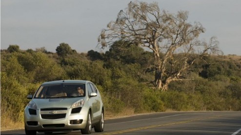 In 2005 presenteerde het Amerikaanse General Motors de Sequel. Een auto die was uitgerust met een aandrijfsysteem met brandstofcel. GM heeft daar nu een rijklare versie van gemaakt.