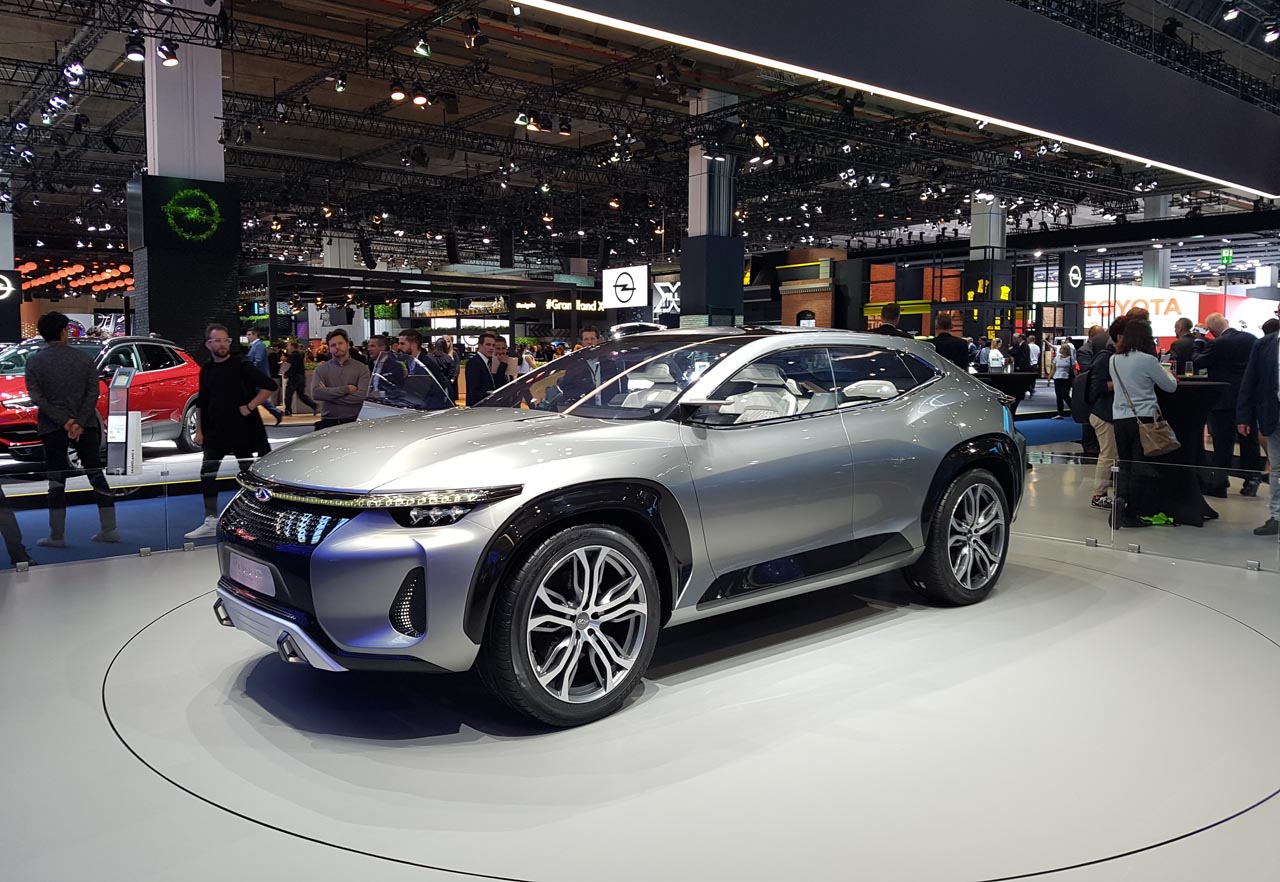 Drie Chinese fabrikanten presenteren zich op de IAA met modellen die mogelijk naar Europa komen.